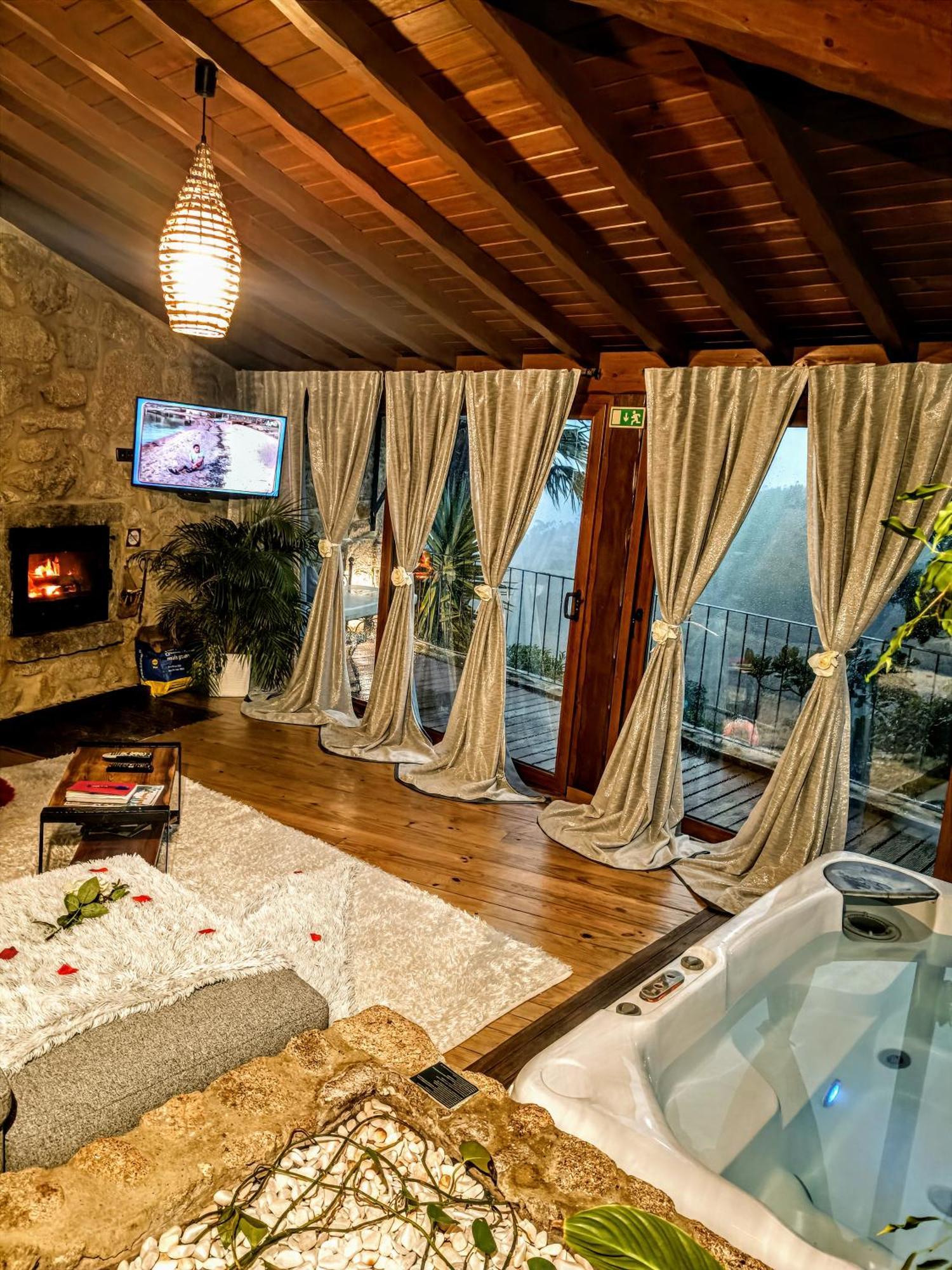 Casa Favo De Mel - Jacuzzi Privado & Lareira - Piscina 호텔 아르코스 데 발데베즈 외부 사진